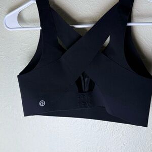 lululemon athletica Cross-Back Black Sports Bra